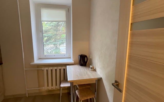 Uyutnaya Na Beregu Morya Flat