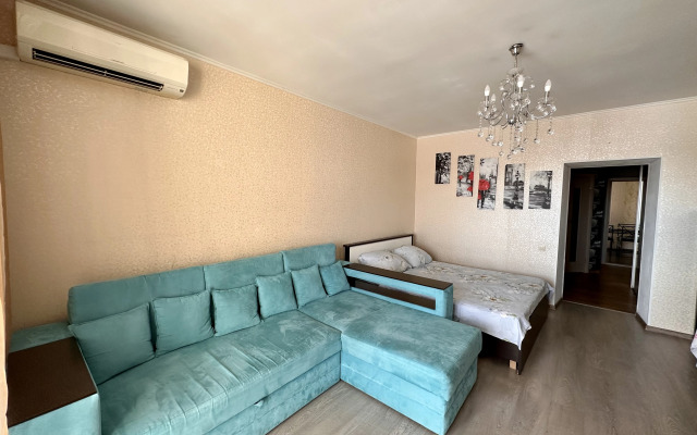 Odnokomnatnaya Ryadom S Akvaparkom Flat