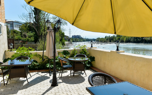 Sanapiro Hotel