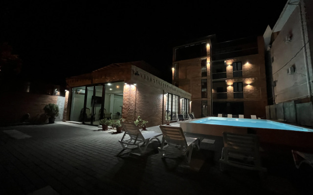 Stolitsa Hotel