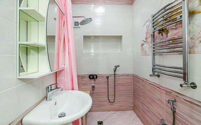 Premium at Nizami Street on Targovi Apartments