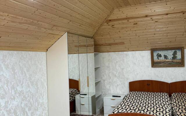 Частный Дом Дом в Центре