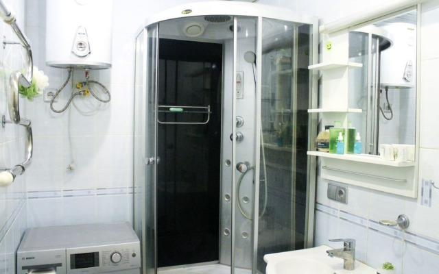 Na Ulitse Zhukovskogo 10 Flat