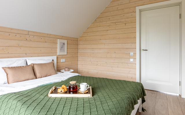 Na Grinvud 84v Guest House