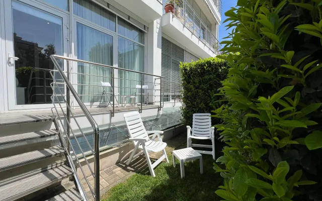 Semeynye S Terassoy Apartments