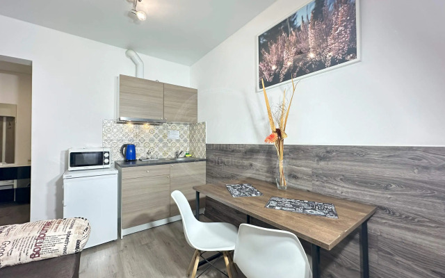 Квартира Enjoy Apartments & Studios — Акварели №2