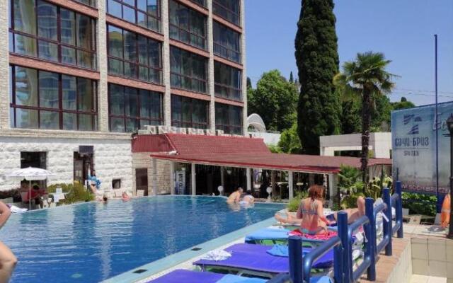 Sochi-Breeze Hotel