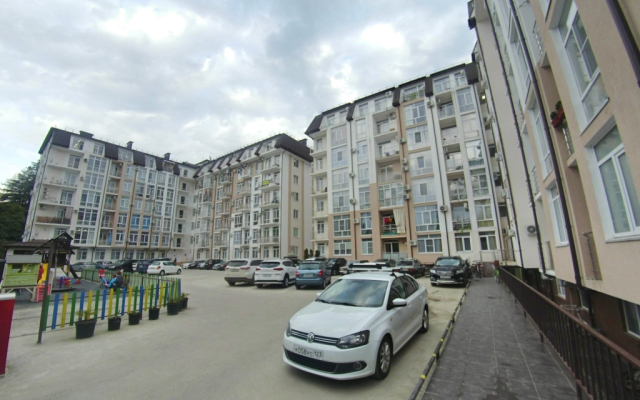 Leto Apartments