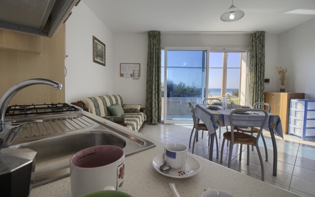 Front Beach Posto Vecchio 1 Guest House