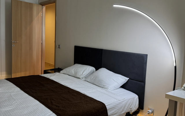 Brevis s Pryamym Vidom na More Apartment
