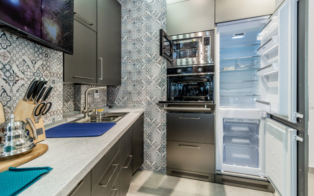 Sovremennaya Yevrodvushka V Tsentre Flat