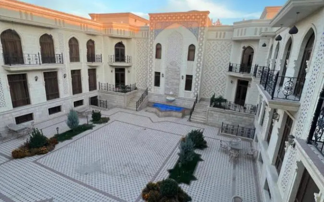 ARK Hotel