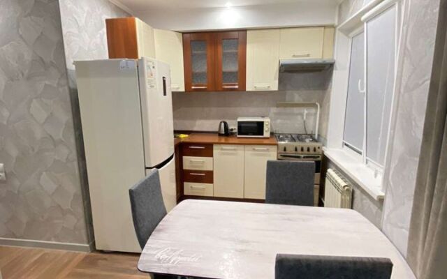 Na Ulitse Botvina 8 (63) Flat