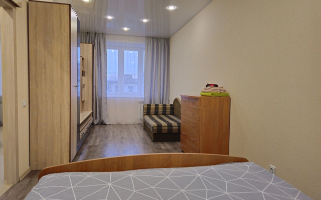 Апартаменты SeveRent Дзержинского 3