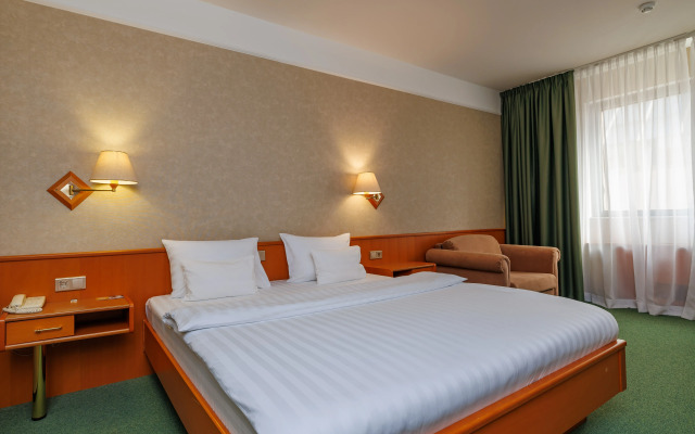 Atrium Palace Hotel