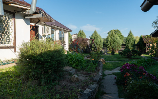 Usadba Guest House
