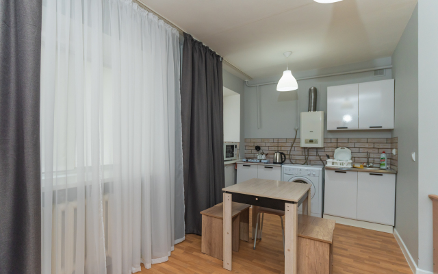 Апартаменты на Челюскинцев 18А