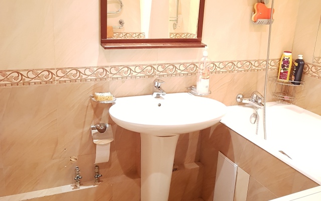 Апартаменты 3-х комнатные на Суворова 28