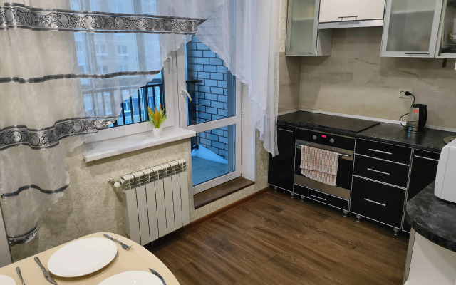 Na Raduzhnoy 11 Flat