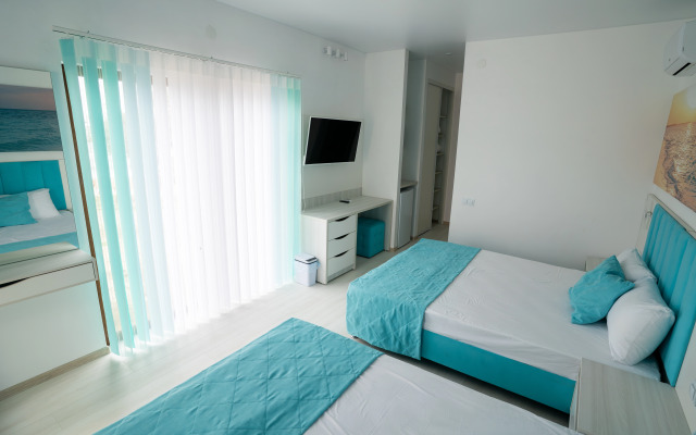 Семейный отель АзовЛенд