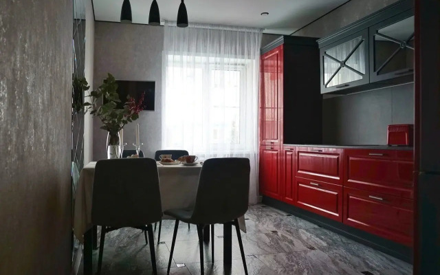 Voznesenskaya Flat