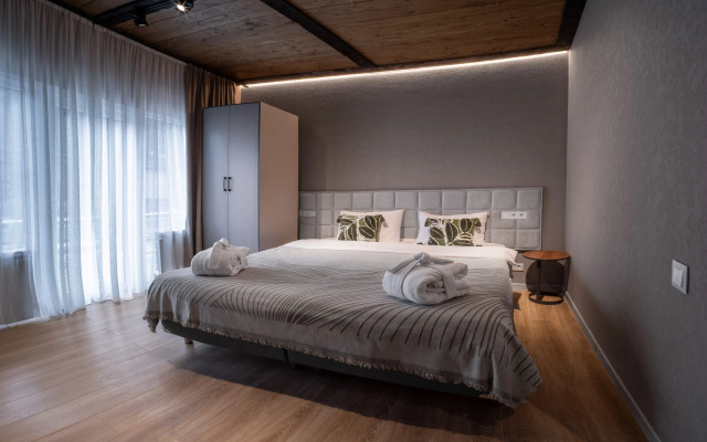 Небо и Горы