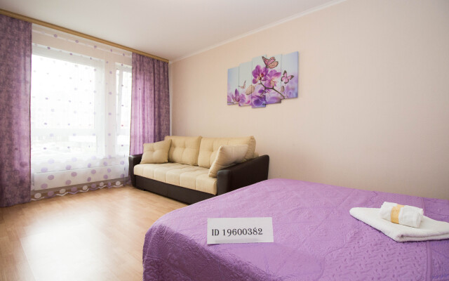 Na Yartsevskoj 24k1 Apartments