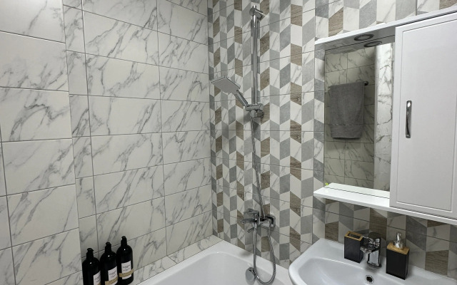 V Tihom Rayone Goroda Flat