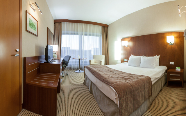 HolidayHall Samara Hotel