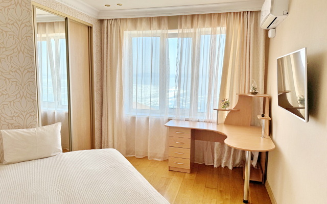 Апартаменты 3-комнатные Алые паруса