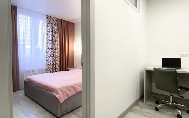 Апартаменты с двумя кроватями, балконом и ванной, 16 этаж