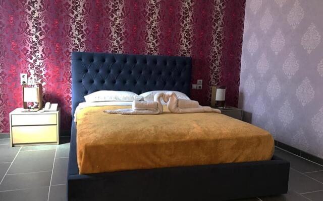 Paradice Luxury Suites Hotel