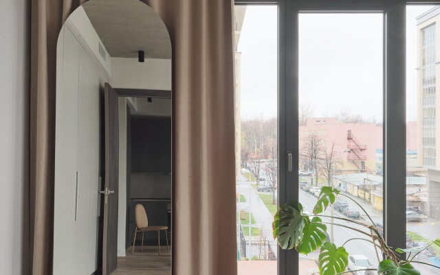 S panoramnymi oknami v tsentre Vasilyevskogo ostrova Apartments