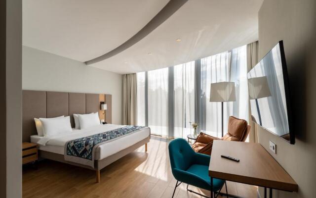 Sadu Hotel