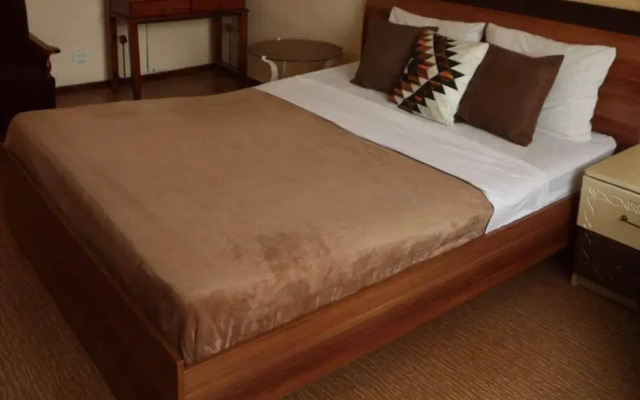 Апартаменты City House