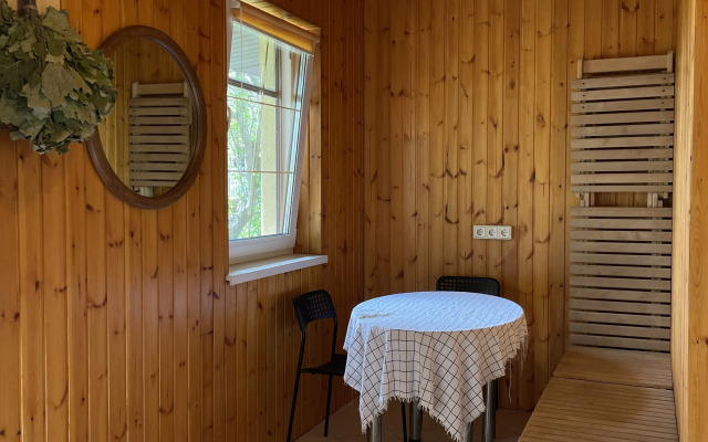 Частный дом с баней