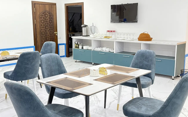 Mumtoz East Hotel