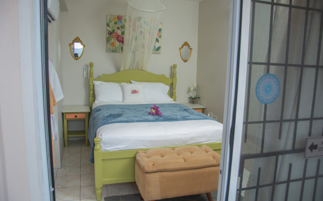 Mountain view St Lucia Apartments