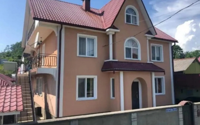 Azaliya Guest house