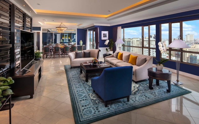 Sofitel Saigon Plaza Hotel