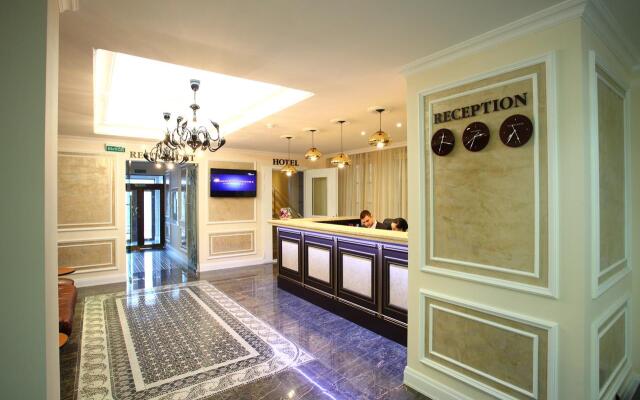 Rossiya Hotel