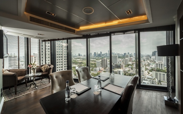 The Continent Hotel Sukhumvit / Asok BTS Bangkok by Compass Hospitality