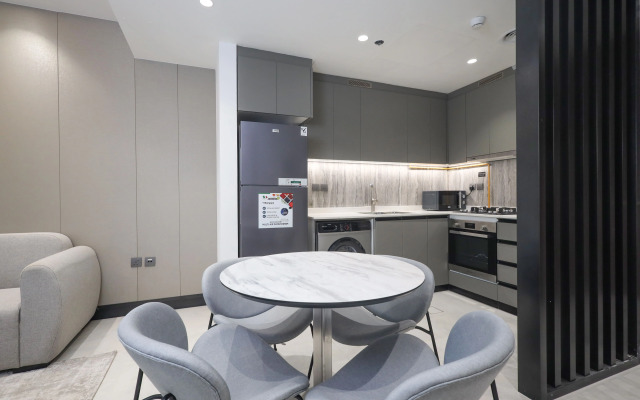 Апартаменты Elite  Stylish 1BR in JVT | Cloud Tower JVT