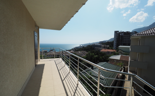 Peyzazh Guest House