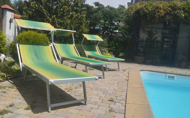Natali Apartments