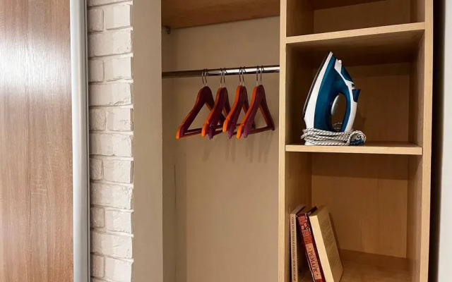 Апартаменты с отдельным входом Neoclassic