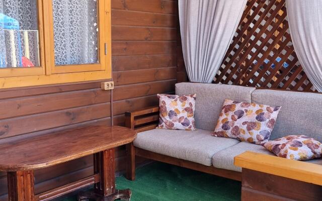 Viktoriya Guest House