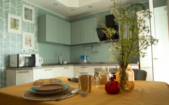 Dvukhkomnatnaya na Kolpakova 37 Flat