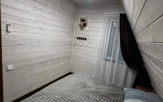 Частный дом Дом шалаш