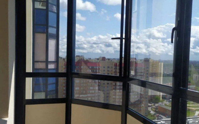 Juli Apart na Kondratyevskom Flat